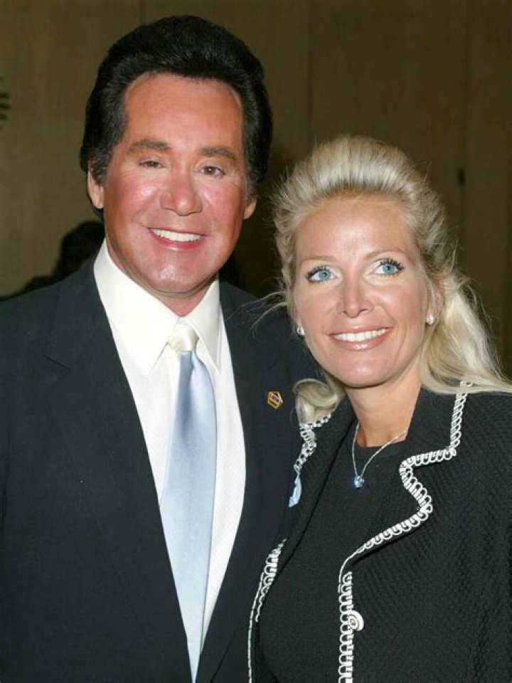 Unveiling The Age Of Wayne Newton's Wife: Discoveries And Insights